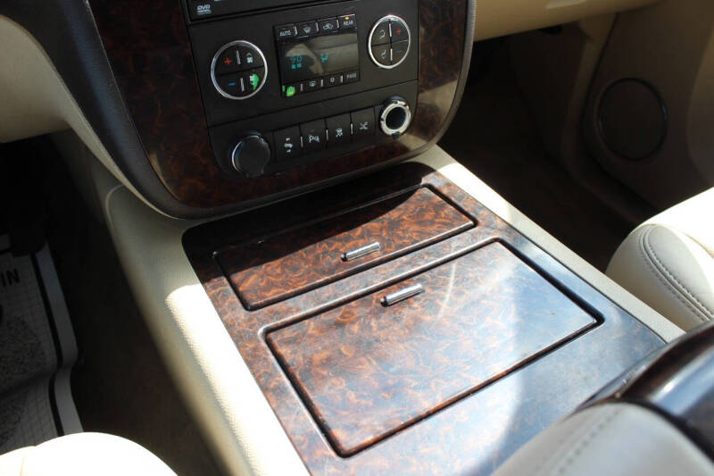 2011 GMC Yukon Denali