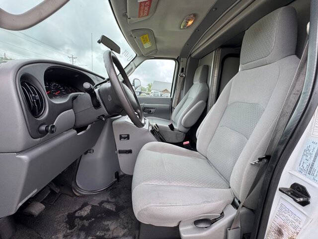 2008 Ford E-Series E-450 SD