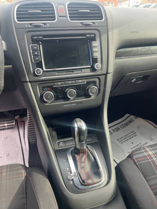 2012 Volkswagen GTI Base PZEV