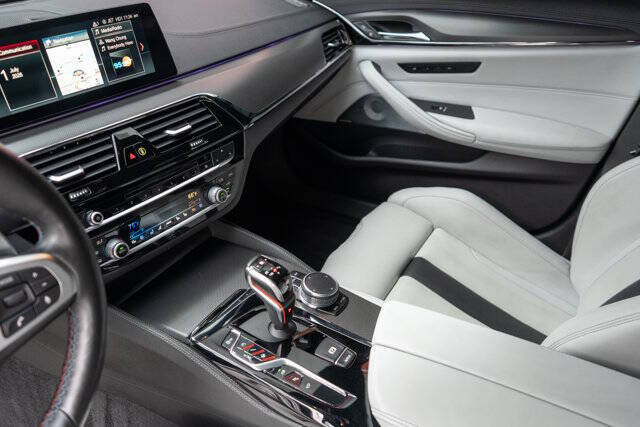 2019 BMW M5 16