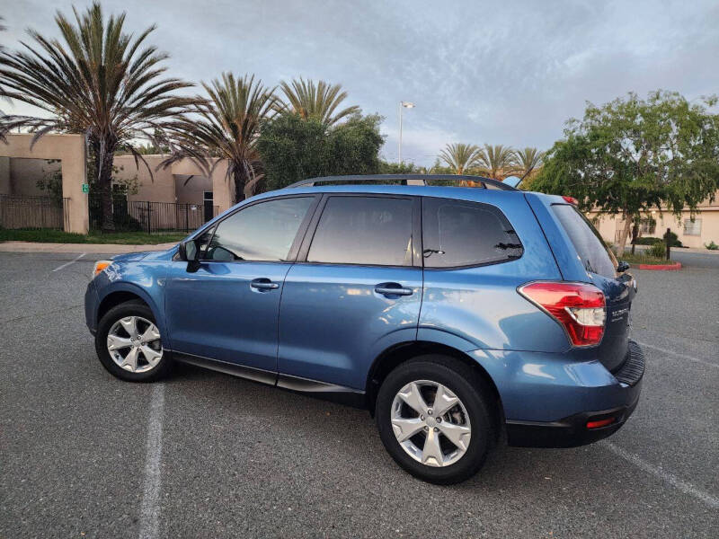 2015 Subaru Forester 2.5i