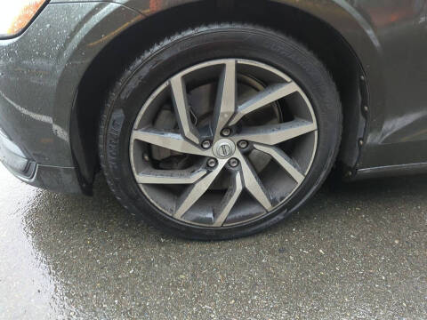 2019 Volvo S60 T6 Momentum