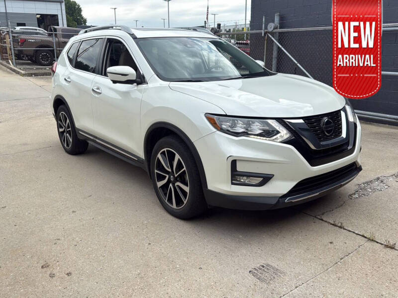 2020 Nissan Rogue for sale at Auto Center of Columbus in Columbus OH