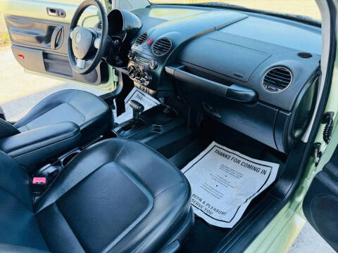 2008 Volkswagen New Beetle