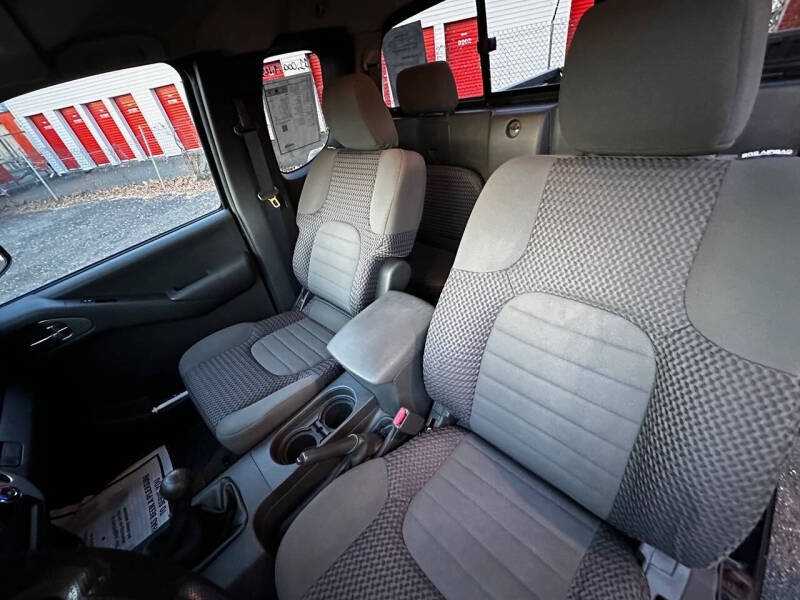 2012 Nissan Frontier SV V6