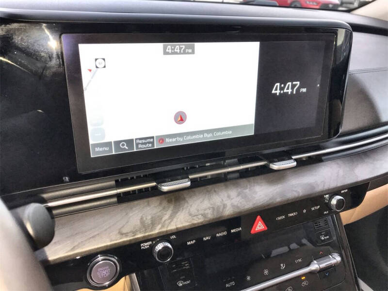 2024 Kia Carnival EX