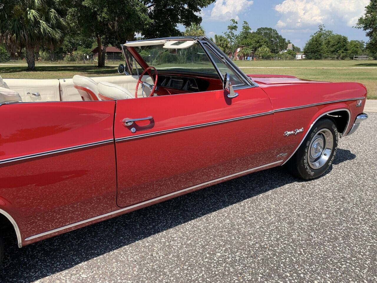 1966 Chevrolet Impala 36