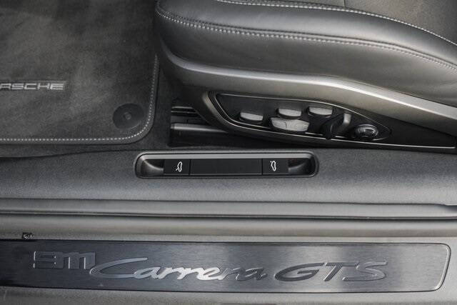 2025 Porsche 911 Carrera GTS
