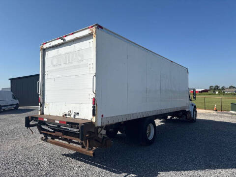 2011 Freightliner M2 106