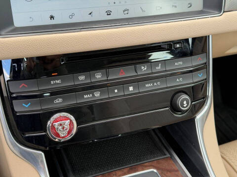 2017 Jaguar XF 35t Prestige