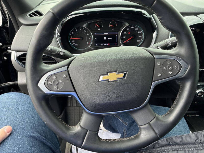 2023 Chevrolet Traverse LT Cloth