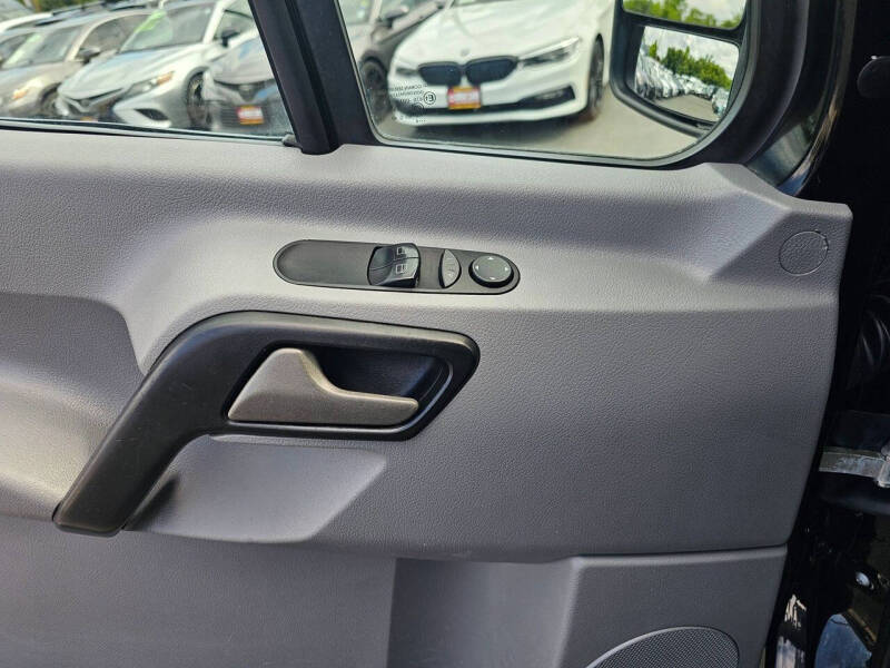 2016 Mercedes-Benz Sprinter 2500