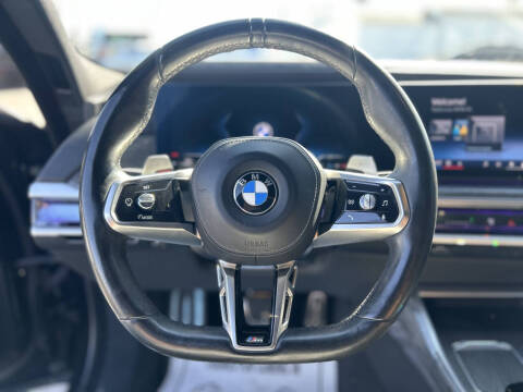 2023 BMW 7 Series 740i