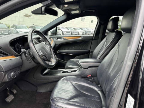 2019 Lincoln MKC Select