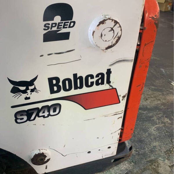 2018 Bobcat S740