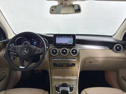 2018 Mercedes-Benz GLC GLC 300