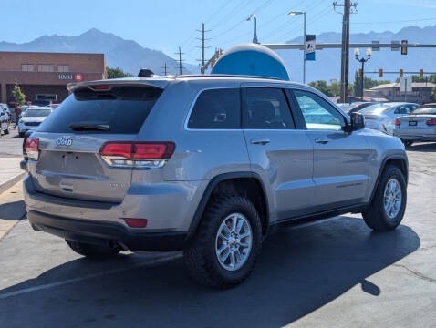 2020 Jeep Grand Cherokee Laredo