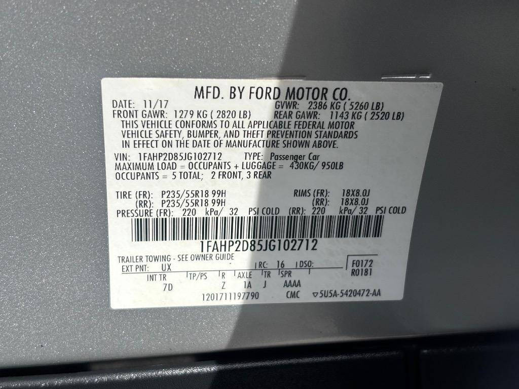 Silver 2018 Ford Taurus SE SE 4dr Sedan 38