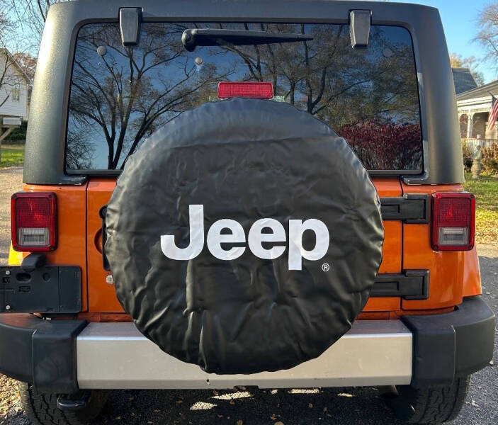 2011 Jeep Wrangler Unlimited Sahara