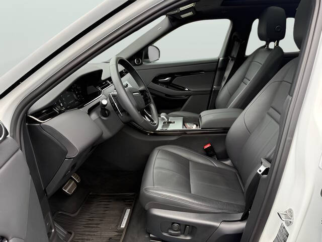 2025 Land Rover Range Rover Evoque P250 Dynamic SE