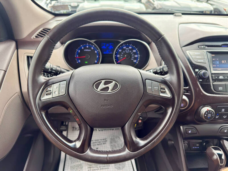 2015 Hyundai Tucson SE