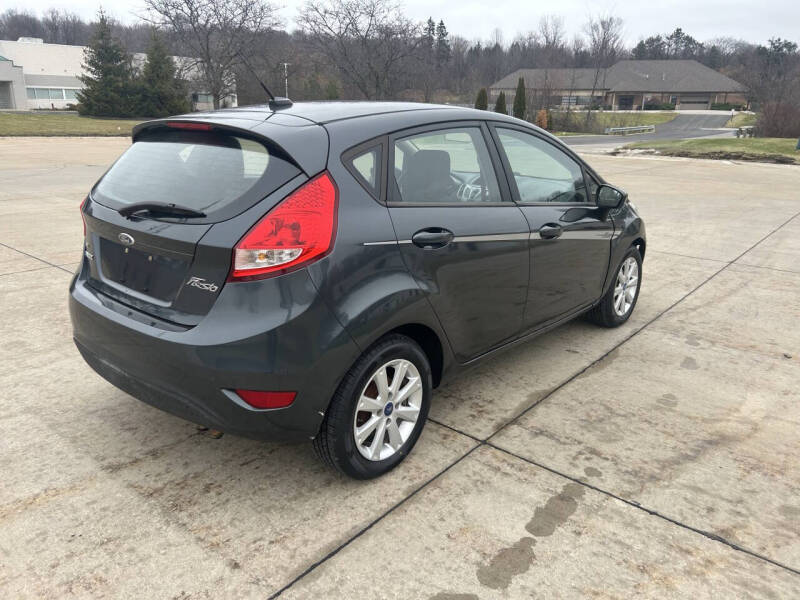 2011 Ford Fiesta SE