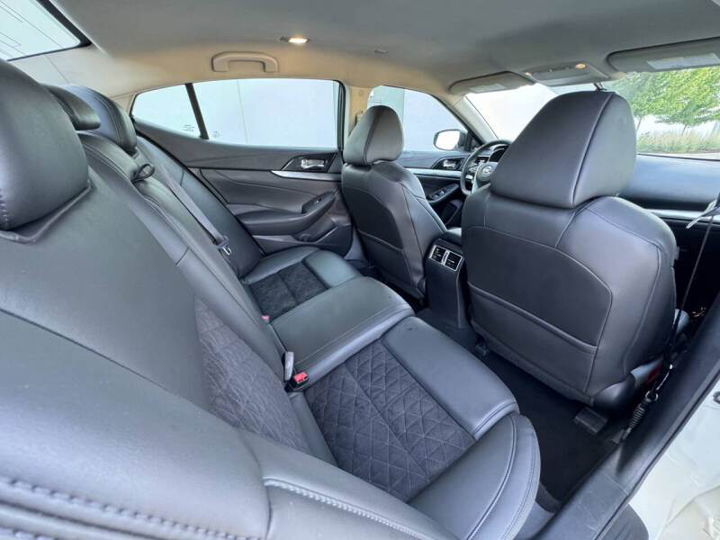 2017 Nissan Maxima 3.5 SR