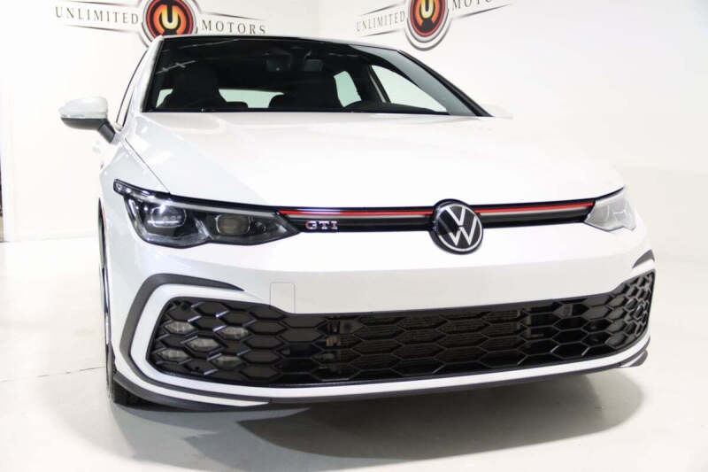 2022 Volkswagen Golf GTI SE