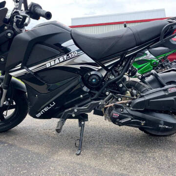 2022 Bintelli Beast