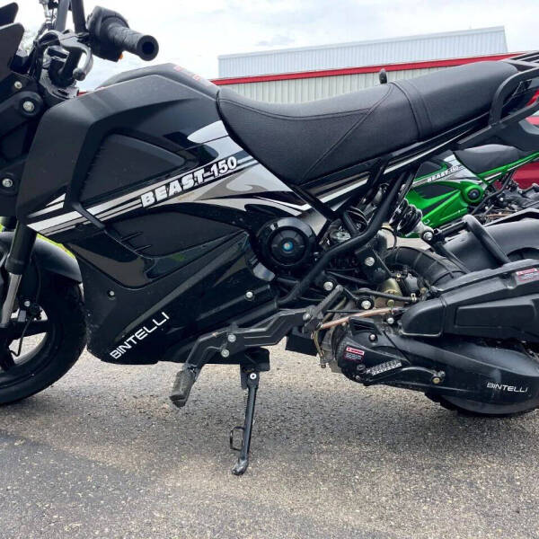 2022 Bintelli Beast