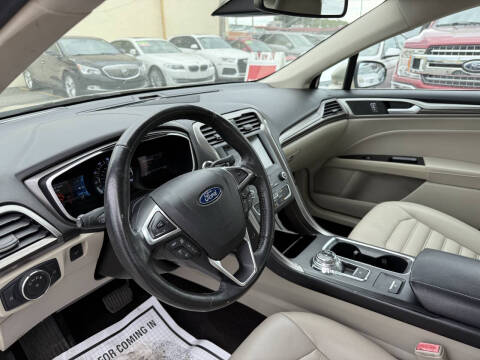 2019 Ford Fusion SEL