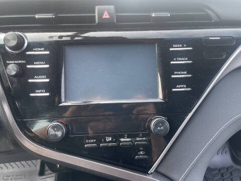 2018 Toyota Camry SE