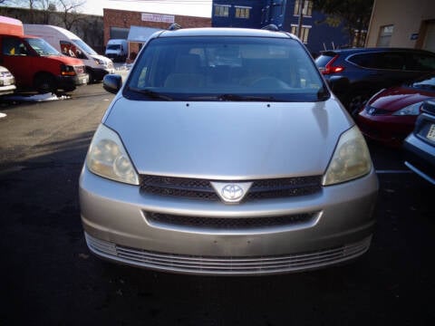 2005 Toyota Sienna