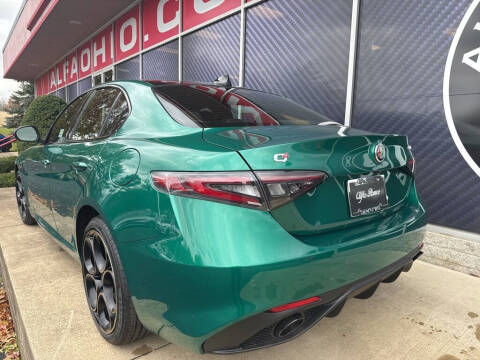 2025 Alfa Romeo Giulia Intensa