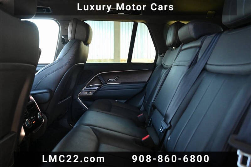 2023 Land Rover Range Rover P530 SE