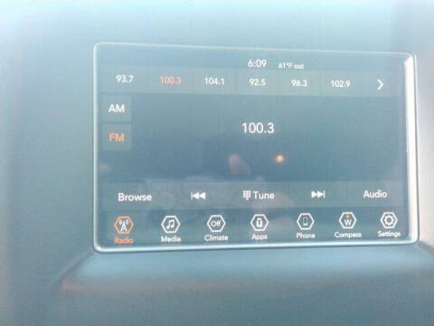 2020 Jeep Grand Cherokee Laredo