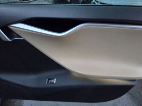 2013 Tesla Model S Performance