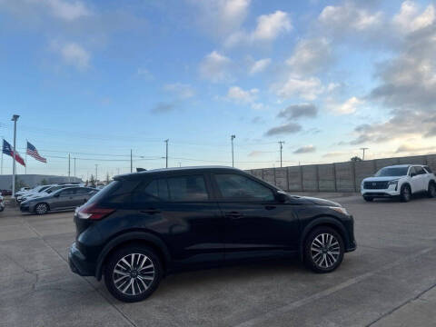 2023 Nissan Kicks SV