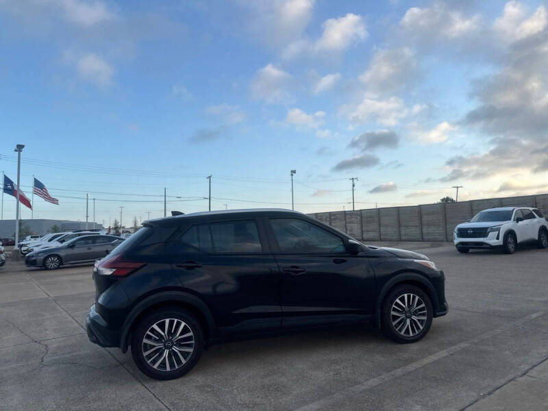 2023 Nissan Kicks SV