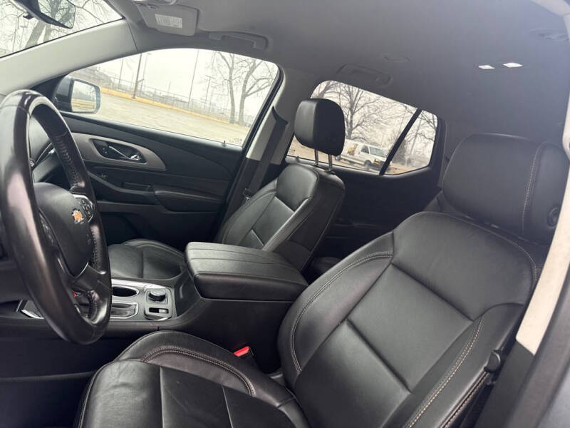 2020 Chevrolet Traverse LT Leather
