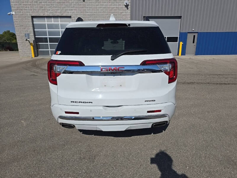 2020 GMC Acadia Denali