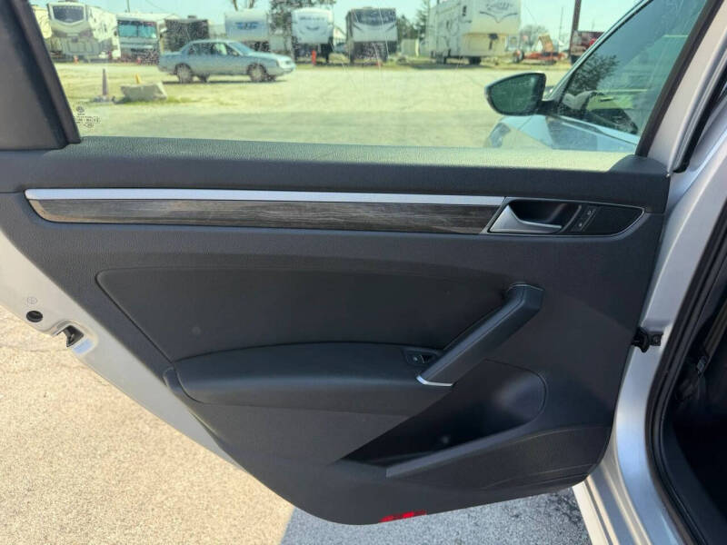 2016 Volkswagen Passat