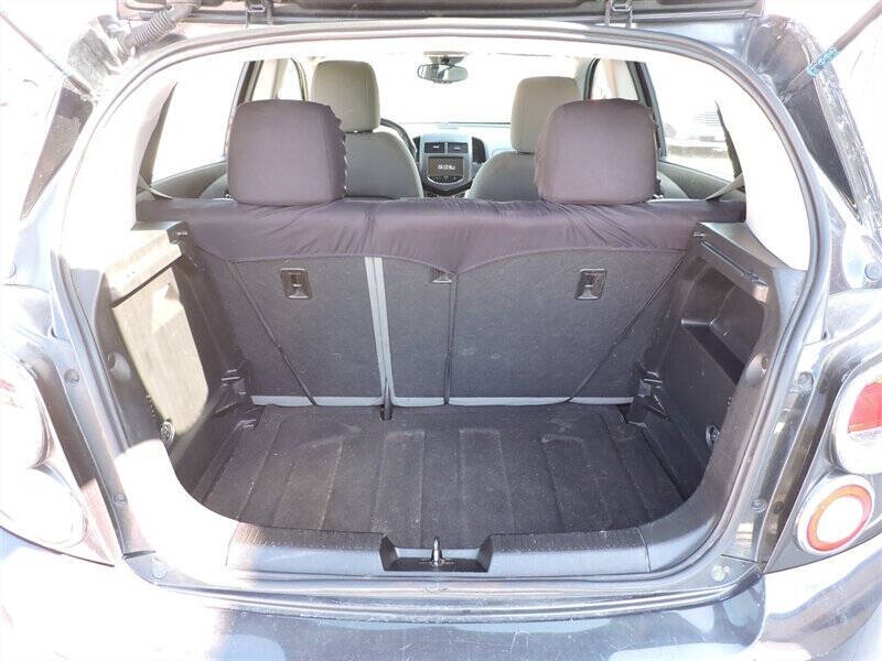 2013 Chevrolet Sonic LS Auto