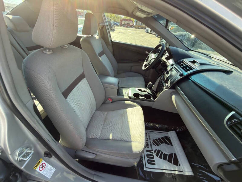 2012 Toyota Camry SE