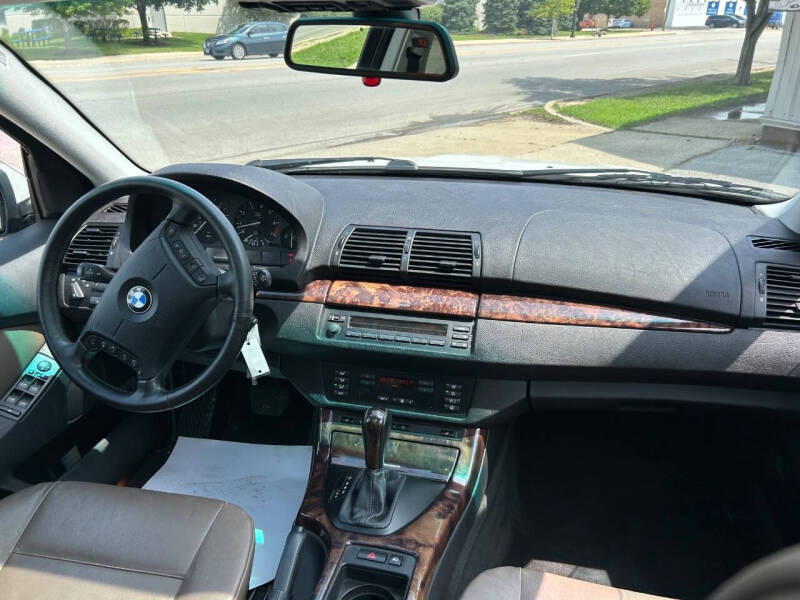 2005 BMW X5 3.0i