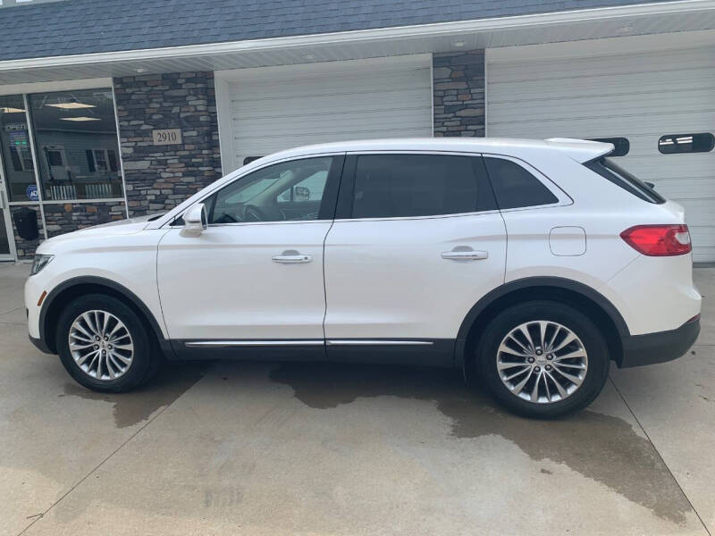 2016 Lincoln MKX Select