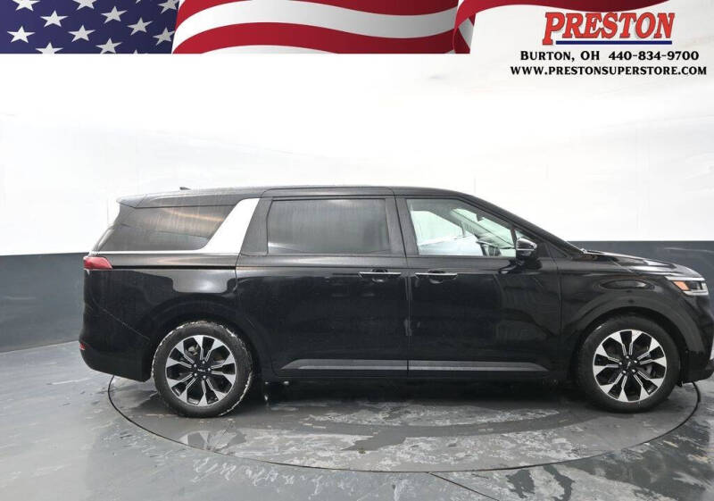 2024 Kia Carnival EX