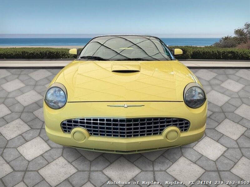 2002 Ford Thunderbird Deluxe