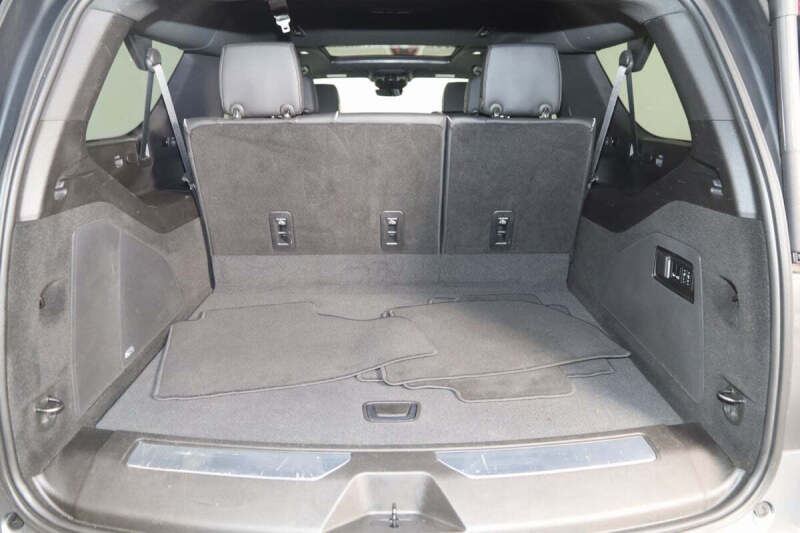 2022 Cadillac Escalade ESV Premium Luxury