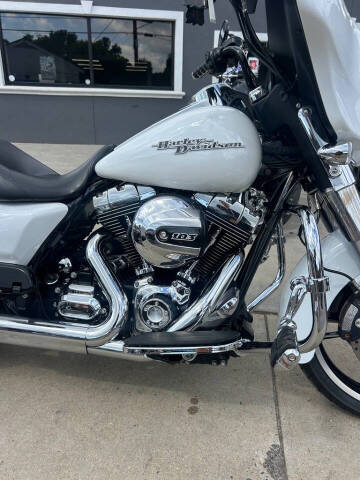 2016 Harley-Davidson Street Glide FLHX